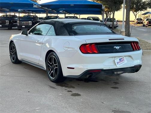 2022 Ford Mustang EcoBoost Premium