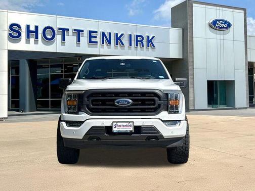 Oxford White 2021 Ford F-150 XLT