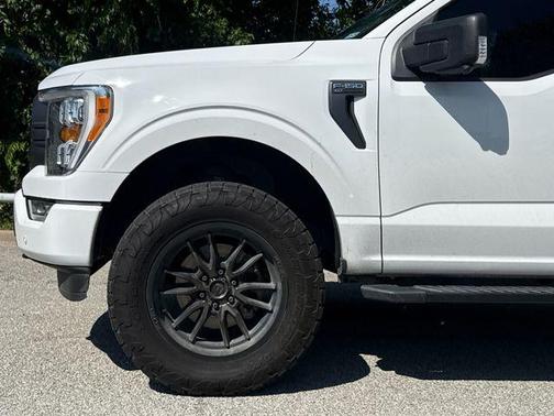 Oxford White 2021 Ford F-150 XLT