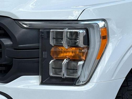 Oxford White 2021 Ford F-150 XLT