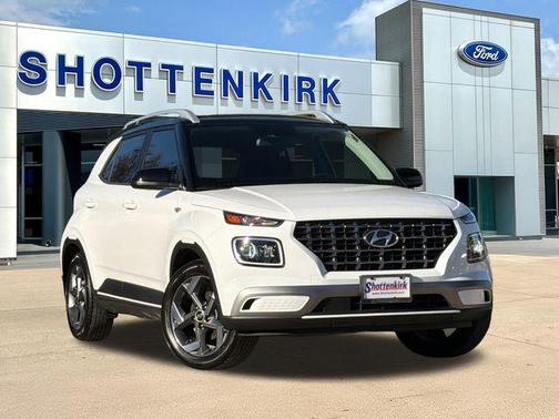 2025 Hyundai VENUE Limited