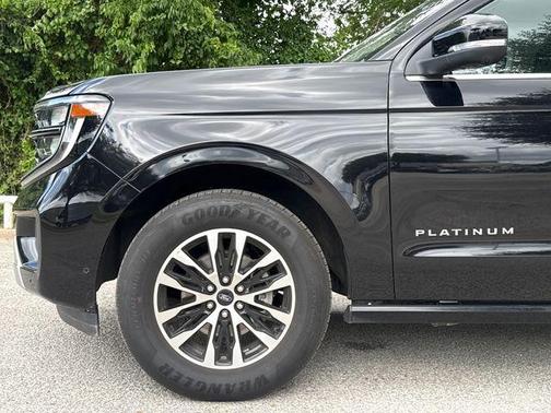 Black Metallic 2025 Ford Expedition Max Platinum
