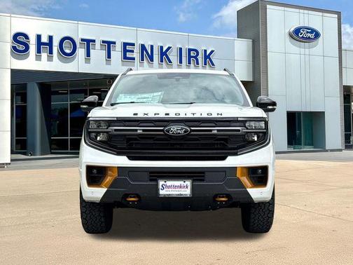 White Metallic 2026 Ford Expedition Tremor
