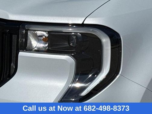 White 2026 Ford Maverick Lobo Standard