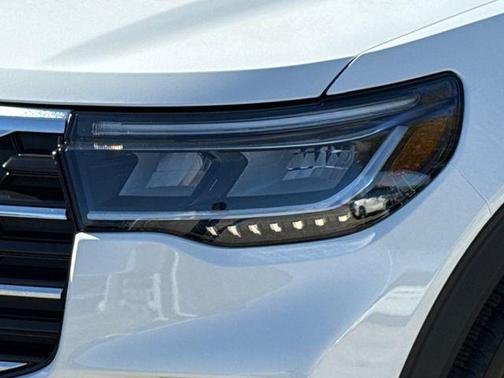 White 2026 Ford Explorer Active