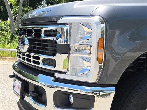 2025 Ford F-350 XLT