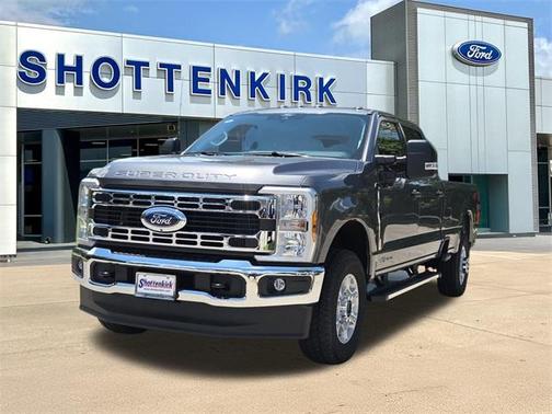 2025 Ford F-350 XLT