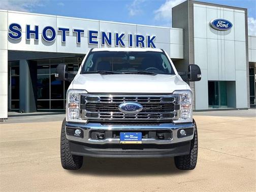2023 Ford F-250 XLT