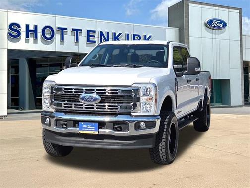 2023 Ford F-250 XLT