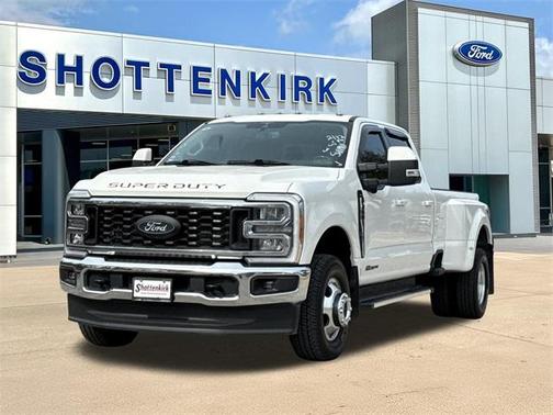 2023 Ford F-350 Lariat Super Duty