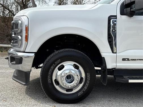 2023 Ford F-350 Lariat Super Duty