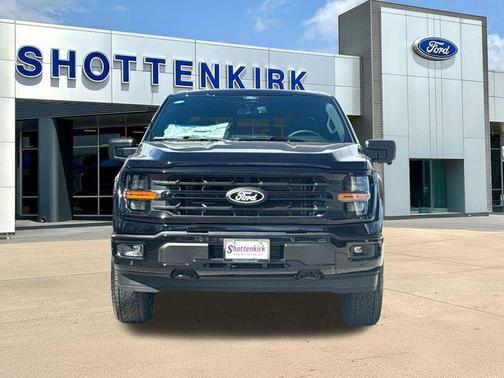 Black Metallic 2026 Ford F-150 XLT