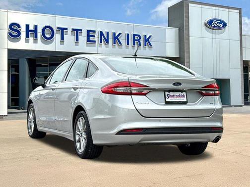 Ingot Silver 2017 Ford Fusion SE