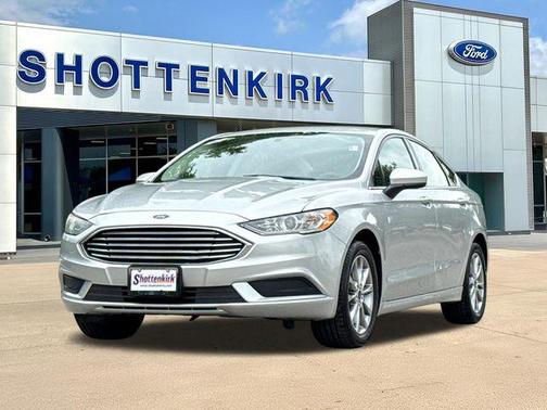 Ingot Silver 2017 Ford Fusion SE