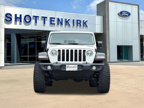 Bright White Clearcoat 2020 Jeep Gladiator Sport