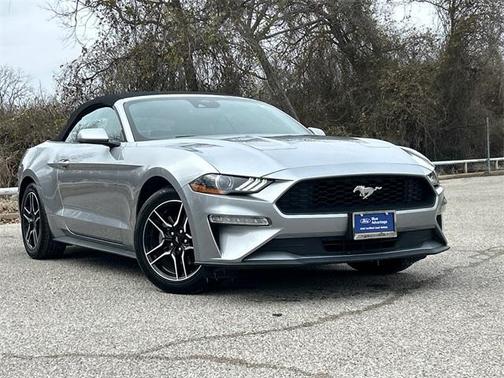 2022 Ford Mustang EcoBoost Premium