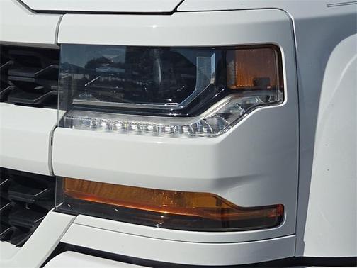 2018 Chevrolet Silverado 1500 Custom