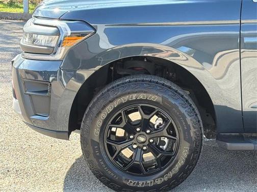 2024 Ford Expedition Timberline