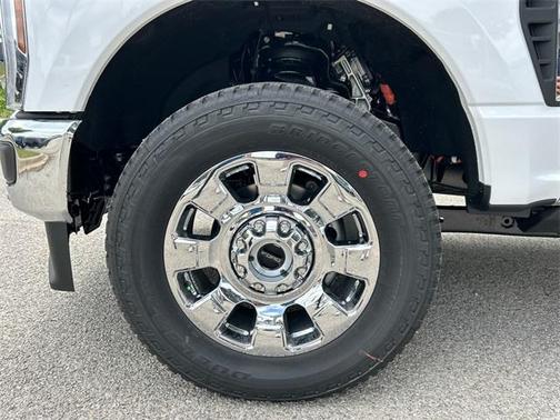 2025 Ford F-350 Lariat Super Duty