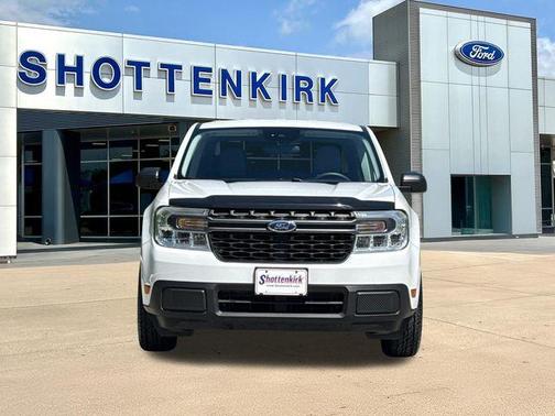 Oxford White 2024 Ford Maverick XLT