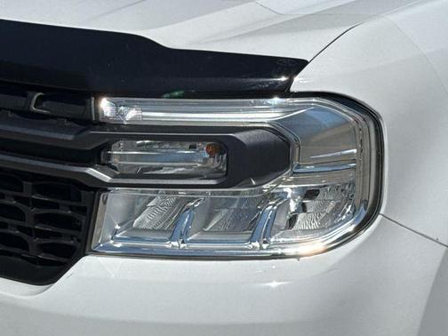 Oxford White 2024 Ford Maverick XLT