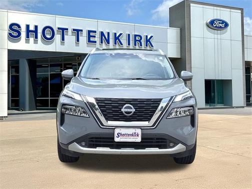 2022 Nissan Rogue Platinum