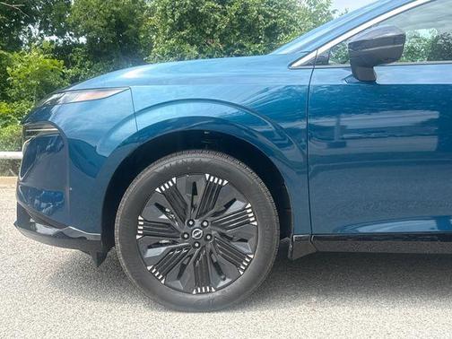 Aurora Blue Pea 2026 Nissan Murano Platinum