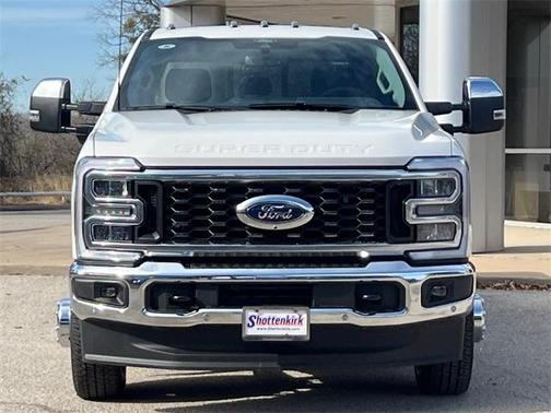 2025 Ford F-350 Lariat Super Duty