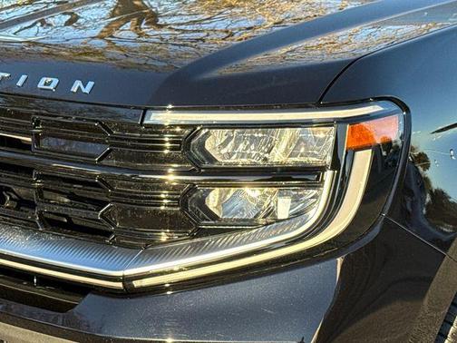 Black Metallic 2026 Ford Expedition Max Platinum