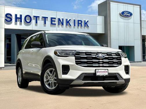 White Metallic 2026 Ford Explorer Active