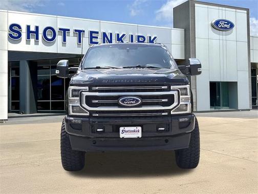 2022 Ford F-250 Platinum