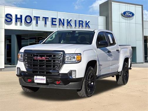 2022 GMC Canyon AT4 w/Leather