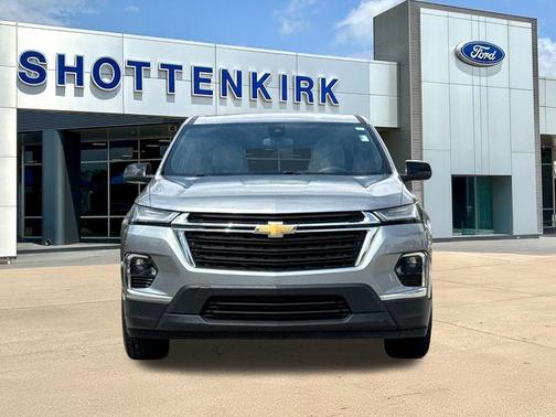 Sterling Gray Metallic 2023 Chevrolet Traverse LS