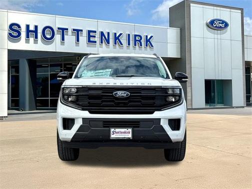 2026 Ford Expedition Active