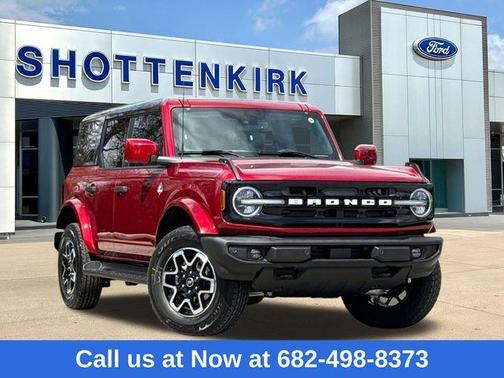 2026 Ford Bronco Outer Banks