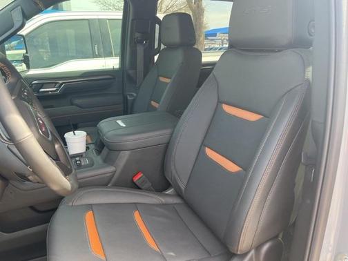 2025 GMC Sierra 2500 AT4