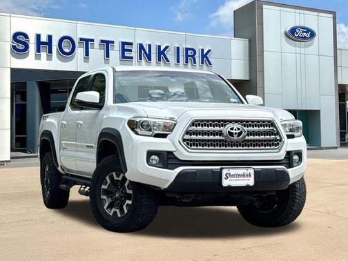 Super White 2017 Toyota Tacoma TRD Off Road