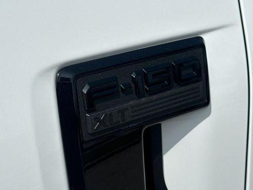 Oxford White 2026 Ford F-150 XLT