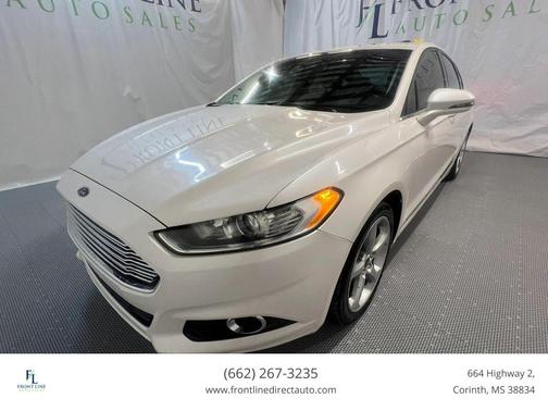 White 2016 Ford Fusion SE