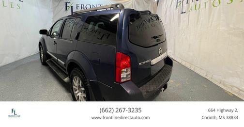 2011 Nissan Pathfinder LE