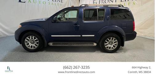 2011 Nissan Pathfinder LE