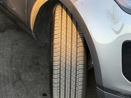 2025 Land Rover Range Rover Evoque Core S