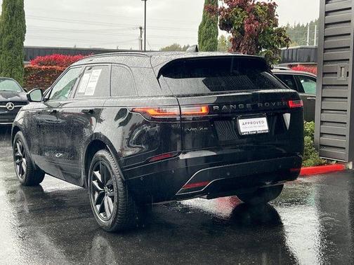 2026 Land Rover Range Rover Velar Dynamic SE