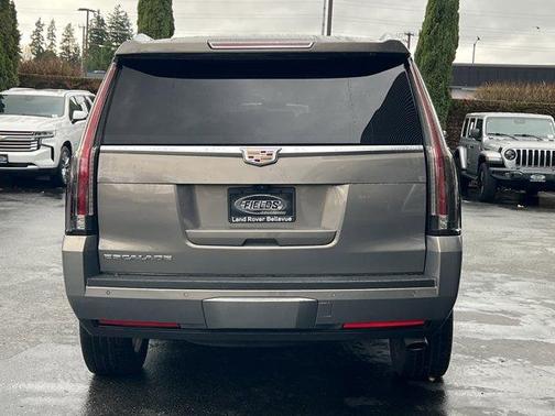 2018 Cadillac Escalade Premium Luxury