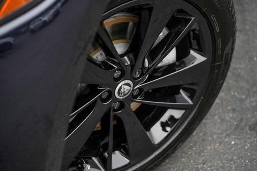 2025 Jaguar F-PACE P250 R-Dynamic S