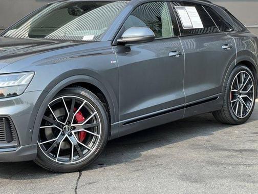 2022 Audi Q8 55 Prestige