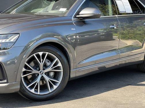 2021 Audi Q8 55 Prestige