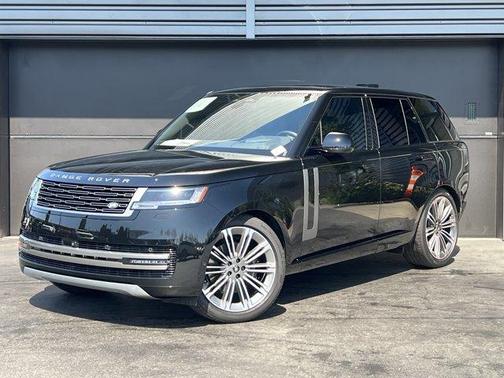 2025 Land Rover Range Rover P400 SE