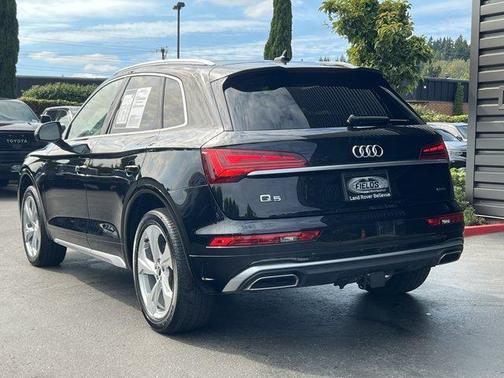 2022 Audi Q5 45 S line Premium Plus