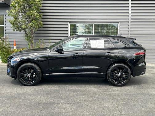 2024 Jaguar F-PACE P250 R-Dynamic S